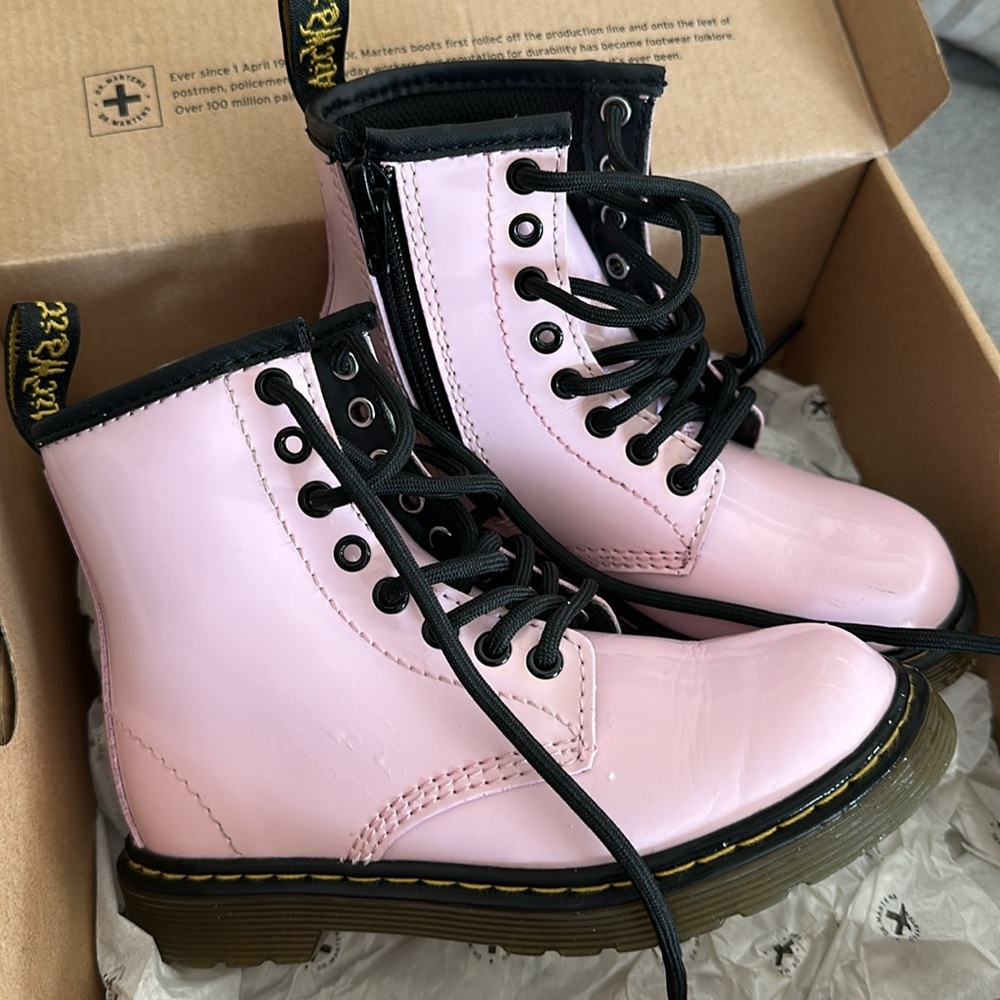 Dr. Martens 1460 Pink Toddler Boots - Picture 3 of 7